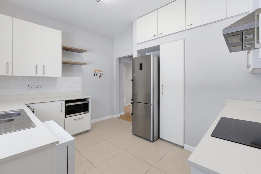 2 Bedroom Property for Sale in Gardens Western Cape